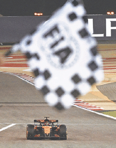 Piastri celebrates 50th race with win from pole in Bahrain Piastri celebrates 50th race with win from pole in Bahrain