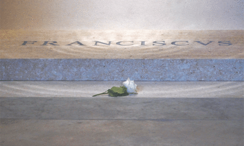 Crowds flock to tomb of Pope Francis, as eyes turn to conclave