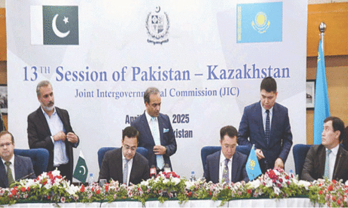 Pakistan, Kazakhstan to sign transit trade pact