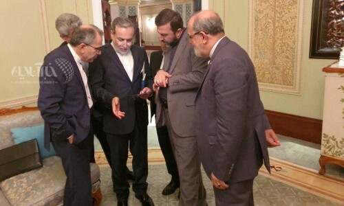 US-Iran talks postponed, new date depends on US approach, Iranian official says US-Iran talks postponed, new date depends on US approach, Iranian official says