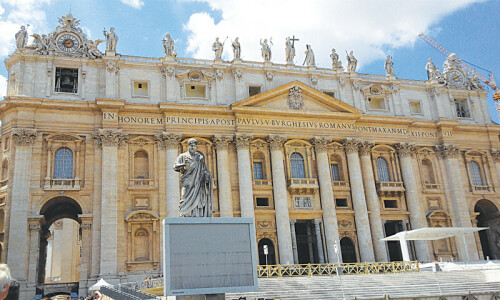 Sistine Chapel being spruced up for pope’s election Sistine Chapel being spruced up for pope’s election