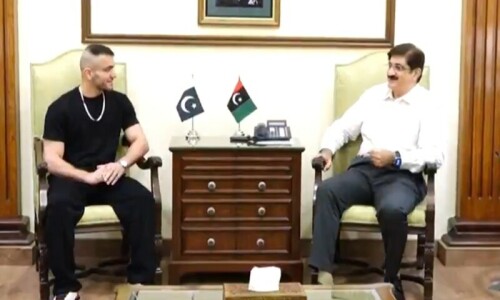 Boxing champion Usman Wazeer lauded by Sindh CM for victory over Indian opponent Boxing champion Usman Wazeer lauded by Sindh CM for victory over Indian opponent