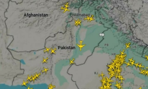 Pakistan reopens airspace for all flights Pakistan reopens airspace for all flights