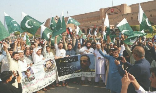 Thanksgiving rallies across KP mark armed forces&rsquo; victory over India