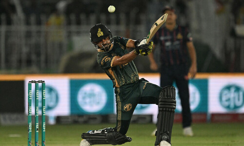 HBL PSL 2025: Warner-inspired Karachi Kings upstage Peshawar Zalmi to make playoffs HBL PSL 2025: Warner-inspired Karachi Kings upstage Peshawar Zalmi to make playoffs
