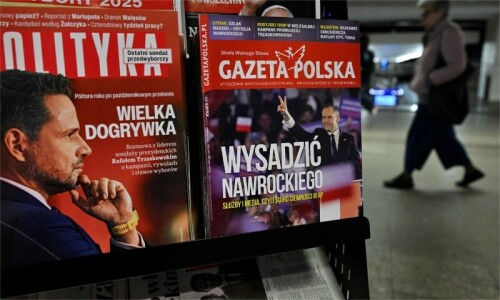 Pro-EU Warsaw mayor wins round one of Polish presidential vote