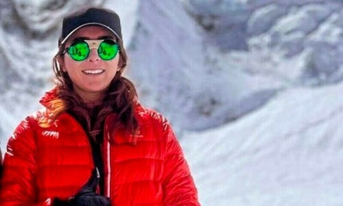 Naila Kiani scales world’s third-highest peak Kanchenjunga Naila Kiani scales world’s third-highest peak Kanchenjunga