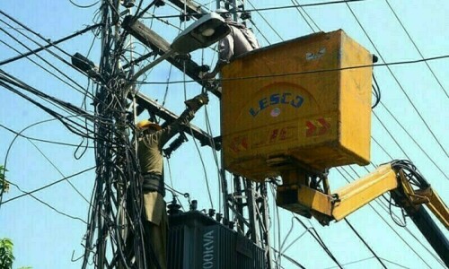 Lesco, Rangers and police arrest 12 for power theft in Lahore