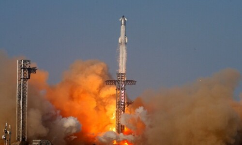 SpaceX&rsquo;s Starship spins out of control after flying past points of previous failures