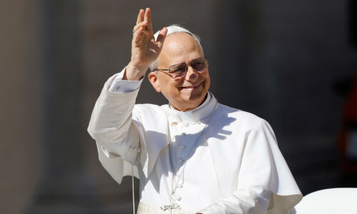 Pope Leo appeals for Gaza ceasefire, laments &lsquo;intense cries&rsquo; of dead children&rsquo;s parents