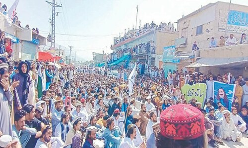 Hundreds take to streets as Wana shuts down over ‘poor’ law, order Hundreds take to streets as Wana shuts down over ‘poor’ law, order