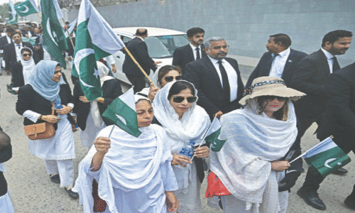 Wave of patriotism continues across Sindh in wake of Indian aggression