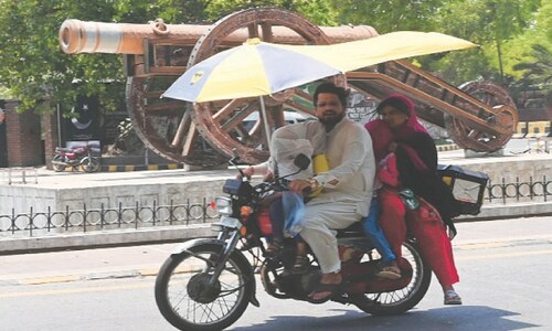 Loadshedding worsens in Lahore as heatwave persists