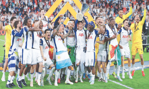 Gritty Spurs finally taste glory with scrappy Europa League triumph over United