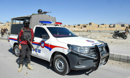 Gun, bomb attacks claim three lives in Dera, Quetta