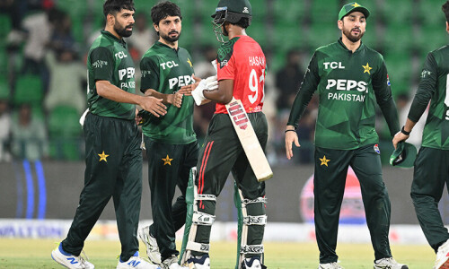 Pakistan seek T20 series sweep as Bangladesh eye consolation