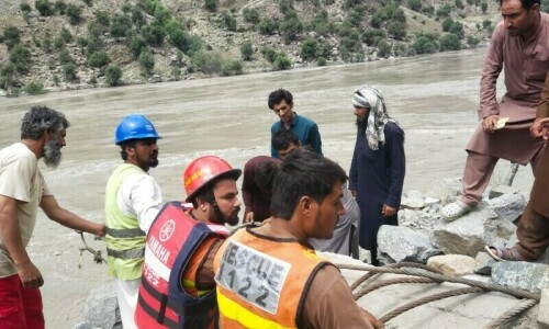 Search underway after 2 girls fall from bridge at Upper Dir’s Gwaldai river Search underway after 2 girls fall from bridge at Upper Dir’s Gwaldai river
