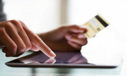 Govt putting squeeze on e-commerce and the &lsquo;non-compliant&rsquo;