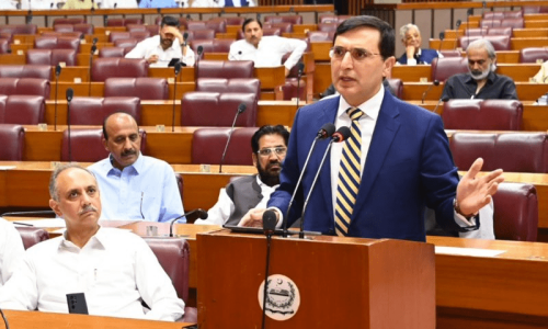 PTI&rsquo;s Gohar suggests tax exemption for salaried class earning upto Rs2.2m annually