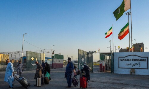 Returning relieved Pakistanis recall &lsquo;horrifying nights&rsquo; as Israel, Iran trade strikes