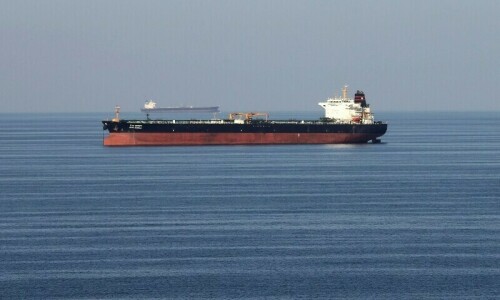 Greenpeace warns of ‘potential disaster’ after oil spill off UAE Greenpeace warns of ‘potential disaster’ after oil spill off UAE