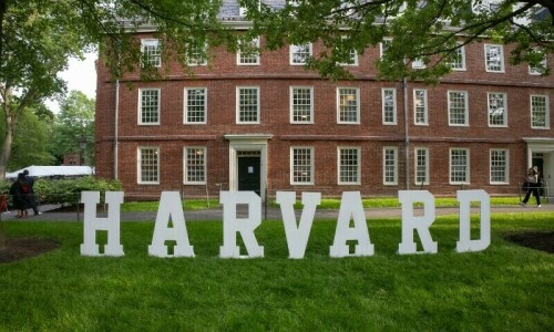 Court blocks Trump&rsquo;s ban on foreign students at Harvard