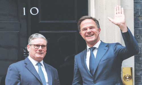 Nato chief urges 400pc rise in air defence spending