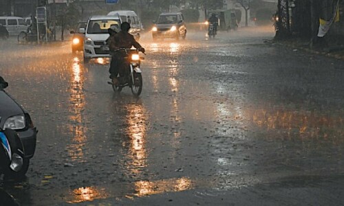 Amid more rains, PDMA warns of rising Punjab rivers Amid more rains, PDMA warns of rising Punjab rivers