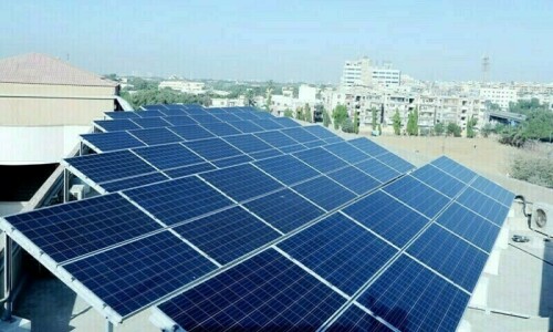 Power minister renews push to slash solar net metering