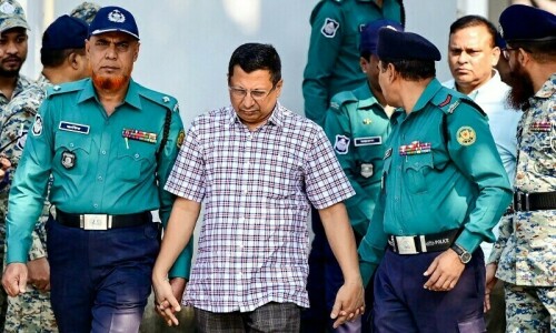 Bangladesh’s ex-top cop pleads guilty to crimes against humanity Bangladesh’s ex-top cop pleads guilty to crimes against humanity