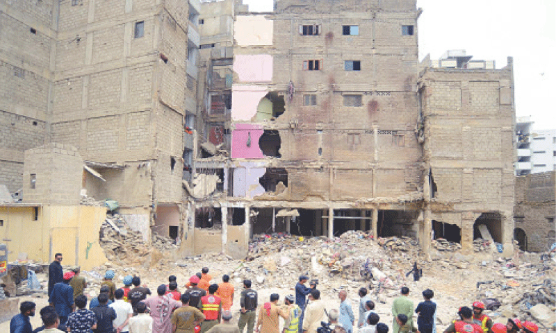Nine unsafe buildings evacuated in Lyari, says Sharjeel