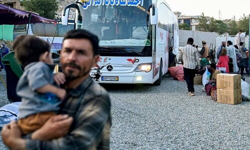UN envoy urges regional talks to halt Afghans’ return UN envoy urges regional talks to halt Afghans’ return