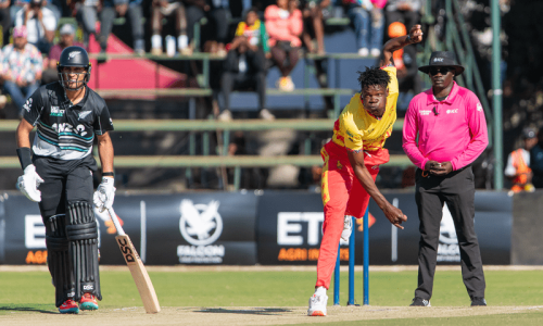 Henry, Conway take New Zealand to easy T20 win over Zimbabwe