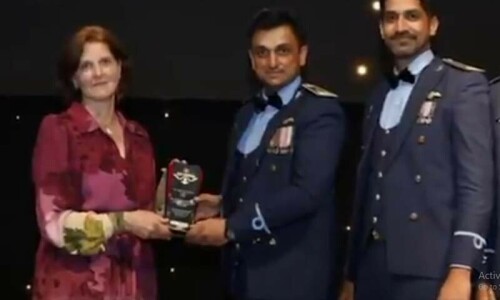 پاک فضائیہ کے طیاروں نے برطانیہ میں رائل انٹرنیشنل ایئر ٹیٹو شو میں عالمی اعزاز جیت لیے