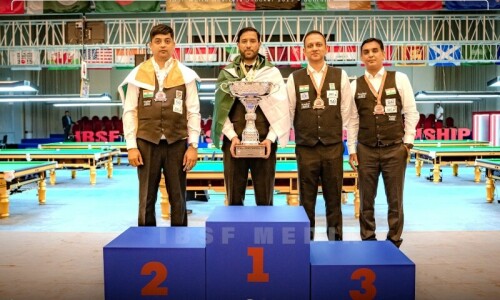 Asif claims historic IBSF Masters title Asif claims historic IBSF Masters title