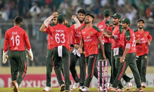 Bangladesh take second T20I for first series win over Pakistan Bangladesh take second T20I for first series win over Pakistan