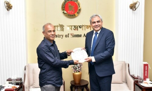 Pakistan and Bangladesh agree on visa-free entry for diplomats, pledge stronger security cooperation