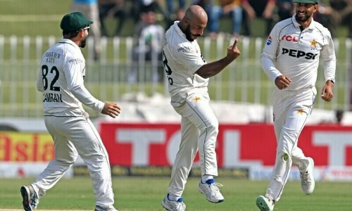 Pakistan to play three Test matches against England next year