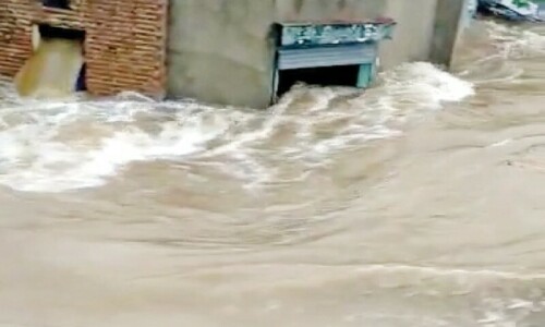 40 people trapped in floodwaters rescued in Attock