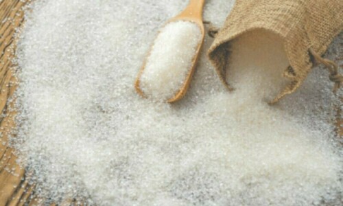 قیمتوں کو مستحکم کرنے کیلئے ایک لاکھ ٹن چینی کی درآمد کا نیا عالمی ٹینڈر جاری