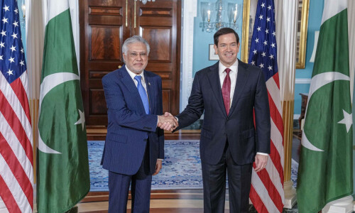 Dar, Rubio discuss trade, investment, ties with India