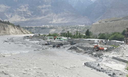 GB floods death toll at 10 as rescue operations continue, need for aid mounts