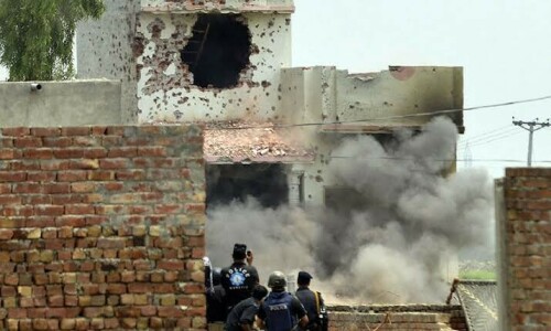Gunships pound terrorist hideouts in Kohat division Gunships pound terrorist hideouts in Kohat division
