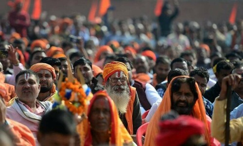 Road crash kills 18 Hindu pilgrims in India&rsquo;s Jharkhand