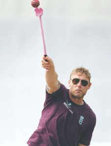 Flintoff rules himself out of top England coaching job