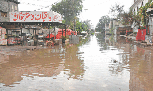 Heavy rain continues in twin cities