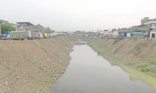 Rawalpindi&rsquo;s Leh Nullah narrowed by illegal dumping despite hefty dredging funds