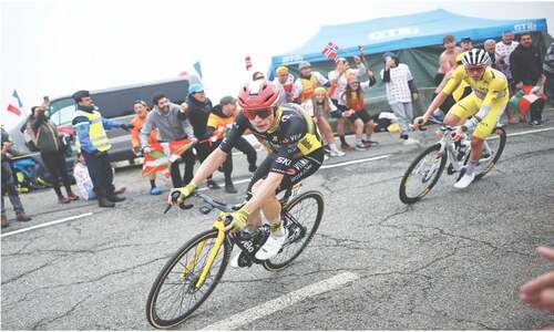 Arensman climbs to misty Tour de France win as Pogacar extends lead