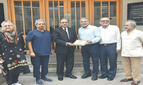 SHC CJ visits cancer treatment facility at JPMC SHC CJ visits cancer treatment facility at JPMC