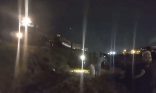 At least 29 hurt as Islamabad Express derails near Kala Shah Kaku: Rescue 1122